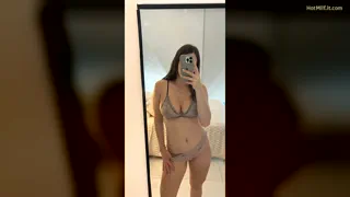 34yo Single Milf Shows Off Her Big Ass