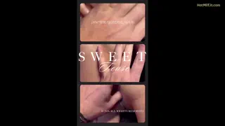 Stretching Her Curves in a Teasing Solo Scene
