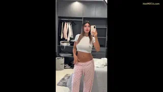 Titty reveal before school