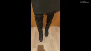 Mature British MILF at your service ;)