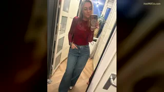 35-Year-Old Accountant Shows Off Her Big Tits